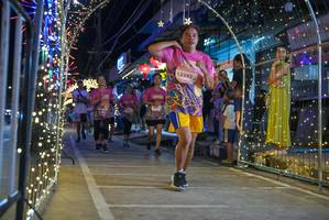 BIB: 18592
                            <button type="button" onclick="openModal(24677104)" class="btn btn-primary btn-sm float-right btn-popup" data-toggle="modal" data-target=".modal-high-quality">
                        <i class="fas fa-shopping-cart"></i> Add to Cart
                    </button>
                                            <button type="button" onclick="isThisMe(24677104, true)" class="btn btn-success btn-sm float-right btn-popup btn-isme hidden" data-toggle="tooltip" data-placement="bottom" title="นี่คือรูปของคุณใช่ไหม คลิกที่นี่เพื่อเอาเข้าอัลบั้ม">
                        <i class="fas fa-plus"></i> Add to album
                    </button>
                    <button type="button" onclick="isThisMe(24677104, false)" class="btn btn-warning btn-sm float-right btn-popup btn-isnotme hidden">
                        <i class="fas fa-ban"></i> Remove from album
                    </button>